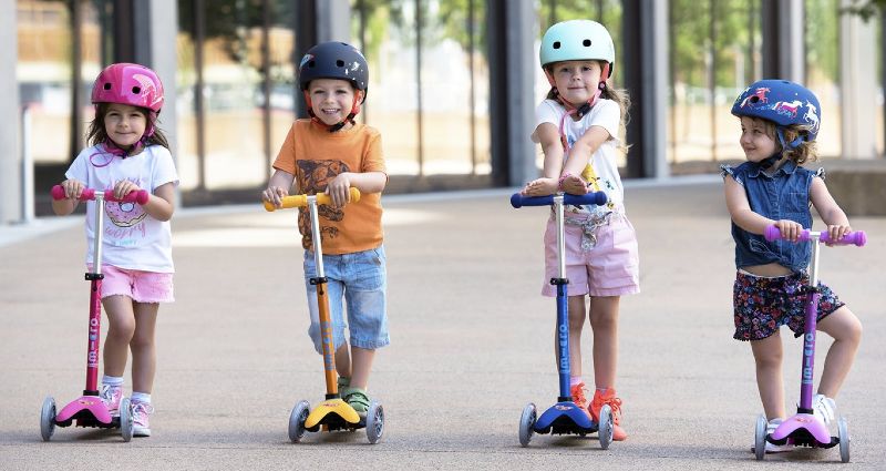Choosing The Right Ride for Kids: Electric vs. Manual Scooters