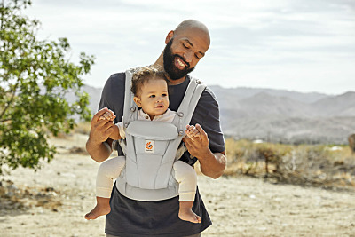 Babywearing: Must-know Safety Tips