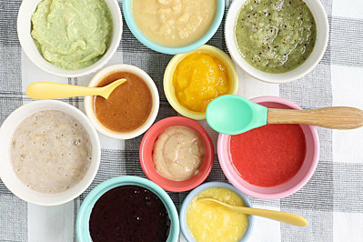 Homemade vs. Store-bought Baby Food: The Pros & Cons