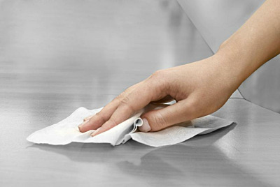Disinfectant Spray or Wipes: Which Is Better?
